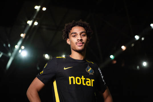 s nyförvärv Jesper Ceesay