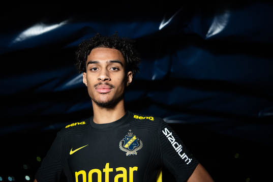 s nyförvärv Jesper Ceesay