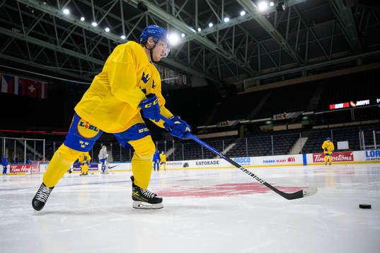 Bläddra bland fler bilder av Ice Hockey, U20, Sweden, training