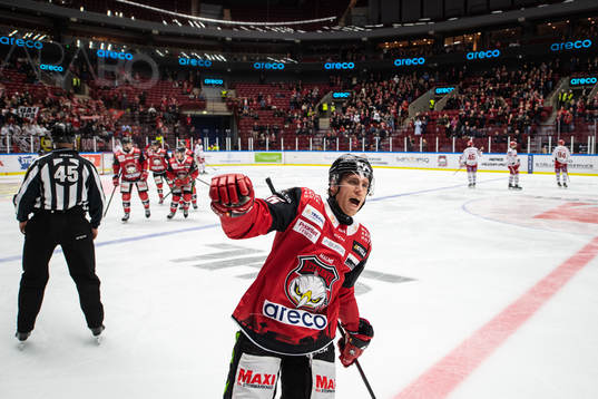 Malmö Redhawks Matias Lassen jublar