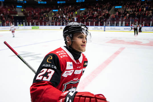 Malmö Redhawks Christoffer Forsberg jublar