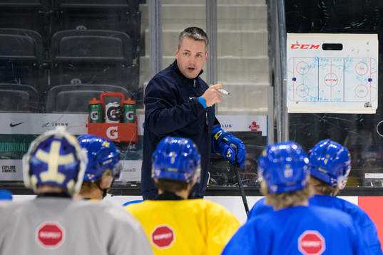 Head coach Tomas Montén of the Swedish under-20 national