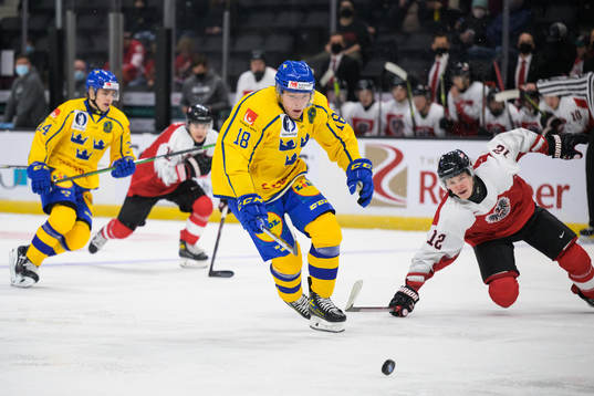 Zion Nybeck of Sweden and Tobias Sablattnig of Austria