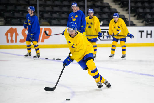 Måns Forsfjäll of Sweden at a training session