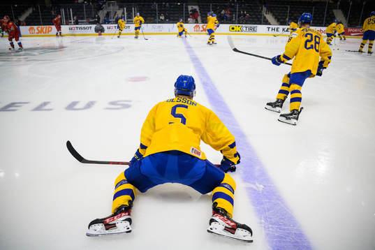 Anton Olsson of Sweden at warm-up