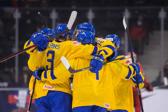 Swedish players celebrate