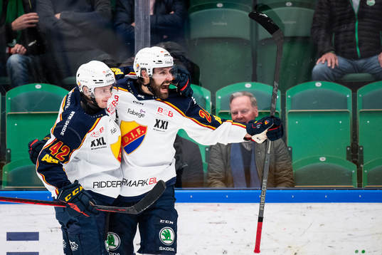Djurgårdens Ludvig Hedström och Ludvig Rensfeldt jublar