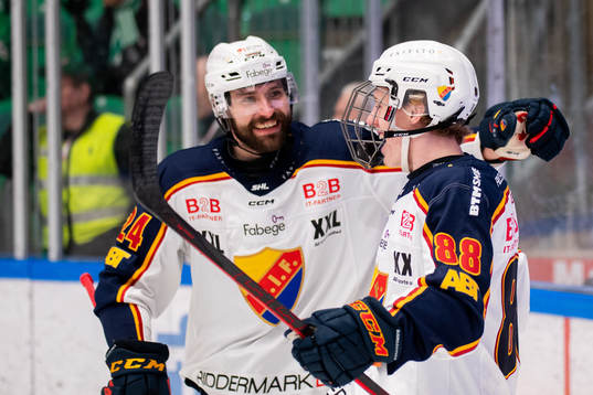 Djurgårdens Jonathan Lekkerimäki jublar med Ludvig