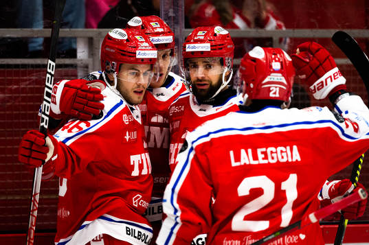 Timrås Pontus Åberg jublar
