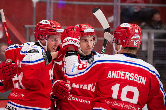 Timrås Jacob Blomqvist jublar