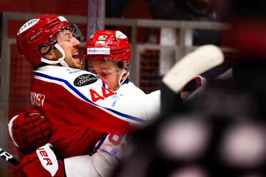 Timrås Jacob Blomqvist jublar