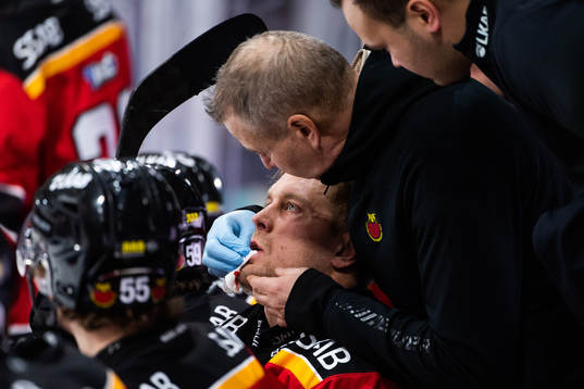 Luleås Juhani Tyrväinen behandlas