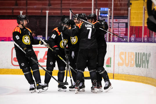 Brynäs Marcus Björk jublar