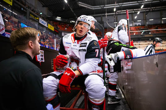 Malmö Redhawks Oliver Lauridsen har ont