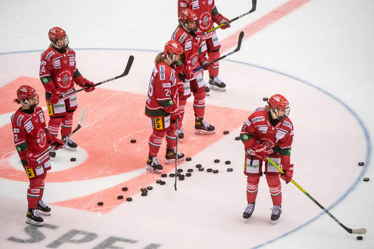 Modos spelare värmer upp