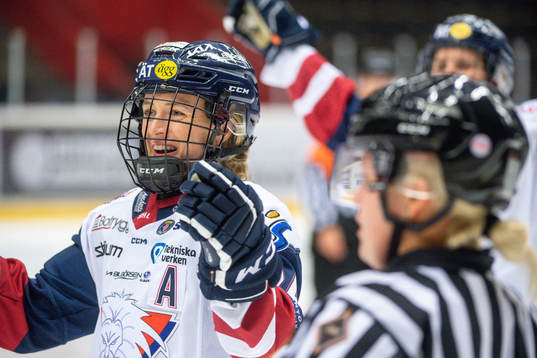 Linköpings Sydney Brodt jublar
