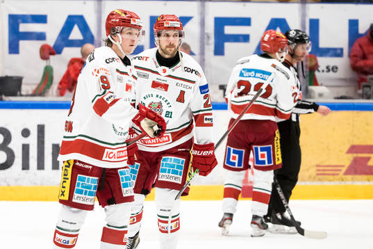 Modos Erik Karlsson och Emil Wahlberg deppar