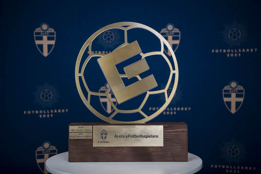 Priset till Årets eFotbollsspelare