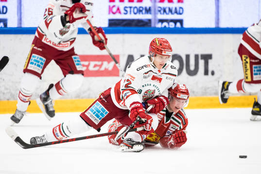 Modos Daniel Mannberg  och Moras Anton Heikkinen