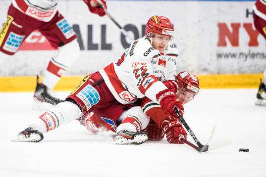Modos Daniel Mannberg  och Moras Anton Heikkinen