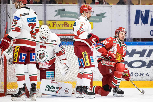 Modos målvakt Tex Williamsson och Modos Jesper Dahlroth