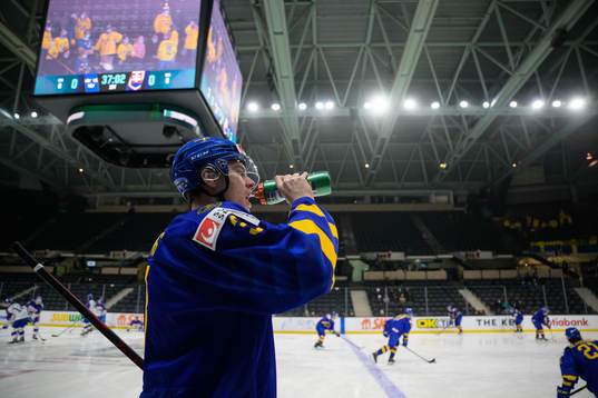Helge Grans of Sweden at warm-up