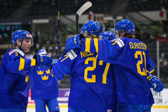 Helge Grans, Theodor Niederbach and Oskar Olausson of