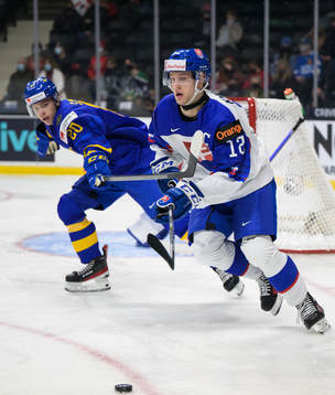 Albert Sjöberg of Sweden and Samuel Knazko of Slovakia