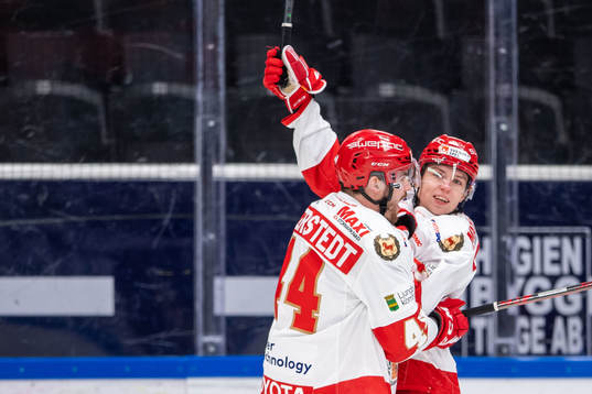 Bläddra bland fler bilder av Ishockey, Hockeyallsvenskan, Södertälje - Troja/Ljungby