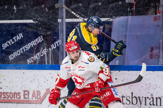 Södertäljes Emil Aronsson och Troja-Ljungbys  Kevin