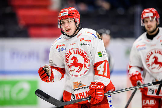 Troja-Ljungbys Victor Öhman jublar