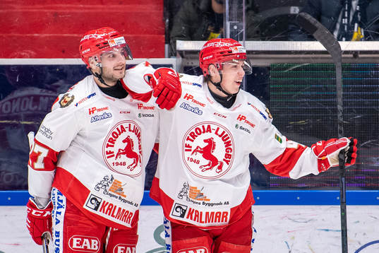 Troja-Ljungbys  Victor Öhman jublar