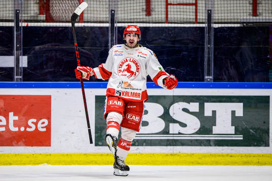 Troja-Ljungbys Kevin Karlsson jublar