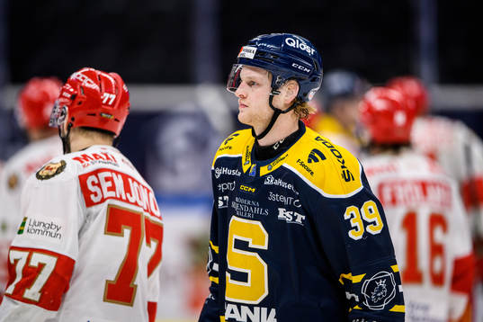 Södertäljes Brett Pollock deppar