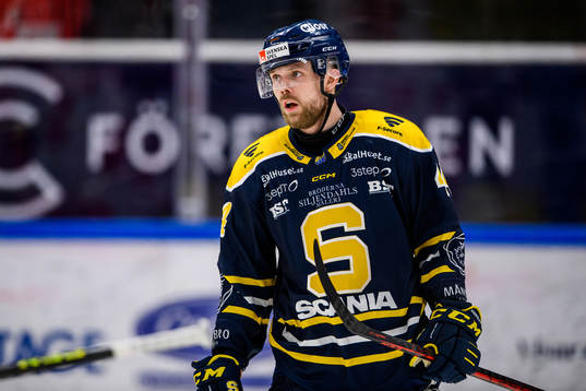 Södertäljes Erik Ullman deppar
