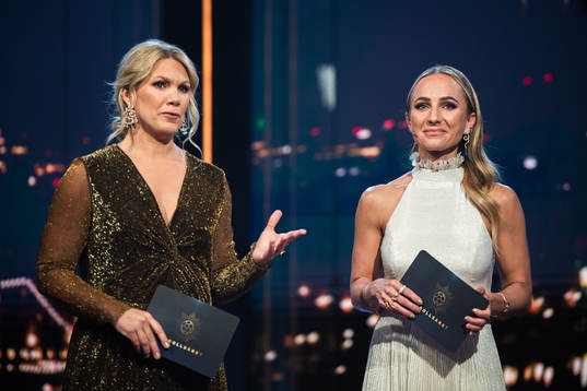 Programledare Anna Brolin och Frida Nordstrand