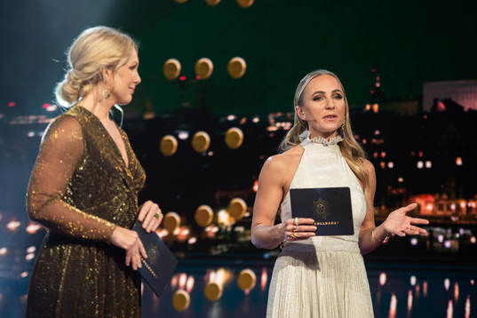 Programledare Anna Brolin och Frida Nordstrand