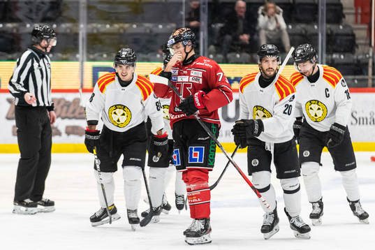 Örebros Oliver Eklind deppar