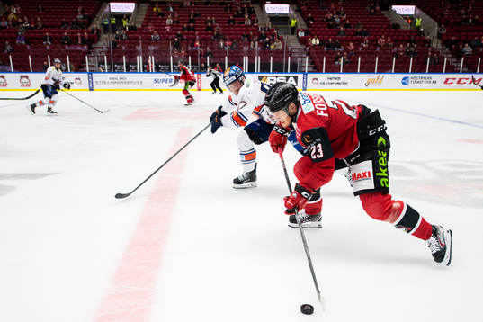 Malmö Redhawks Christoffer Forsberg och Växjös Martin