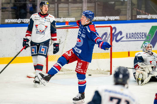 Oskarshamns Fredrik Olofsson jublar