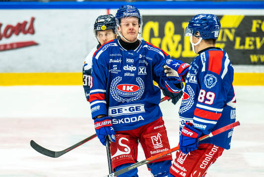 Oskarshamns Fredrik Olofsson jublar