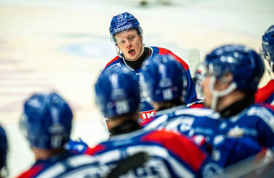 Oskarshamns Fredrik Olofsson jublar