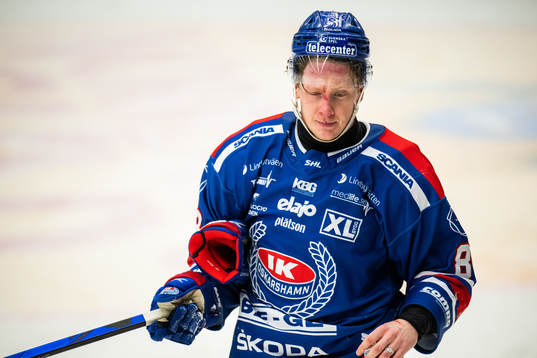 Oskarshamns Fredrik Olofsson blöder