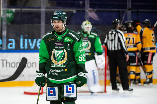 Färjestads Linus Johansson deppar