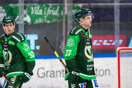 Färjestads Albert Johansson och Adam Ginning deppar