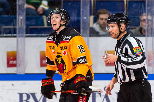 Luleås Carl Mattsson deppar