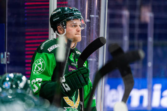 Färjestads Adam Ginning deppar