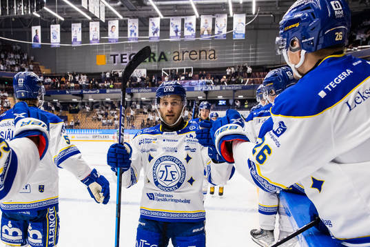Leksands Carter Camper jublar