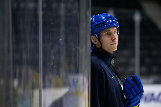 Assistant coach Joel Rönnmark of Sweden at a training