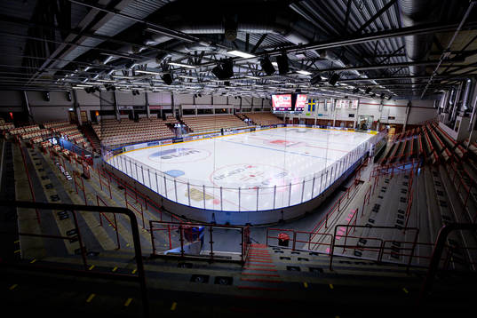 Interiör vy från Ljungby arena före ishockeymatchen i